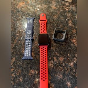 Apple Watch Series 3 with GPS and LTE size 42